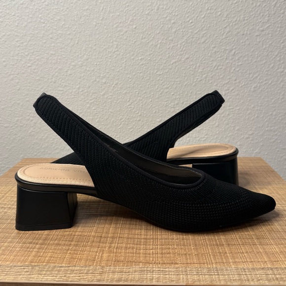 Black Slingback Pumps with Low heel - Picture 6 of 10